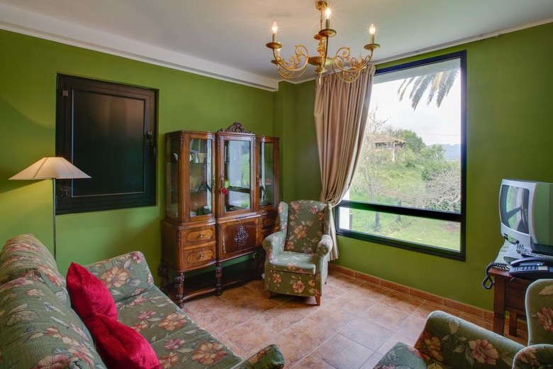 Apartamentos La Casona De La Roza