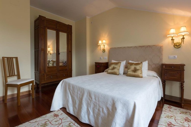Apartamentos La Casona De La Roza