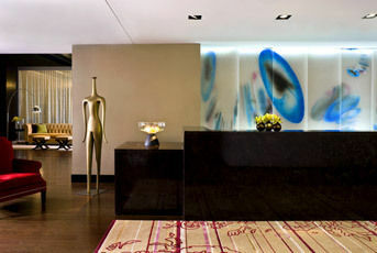 Hotel *the Nines*
