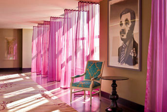 Hotel *the Nines*