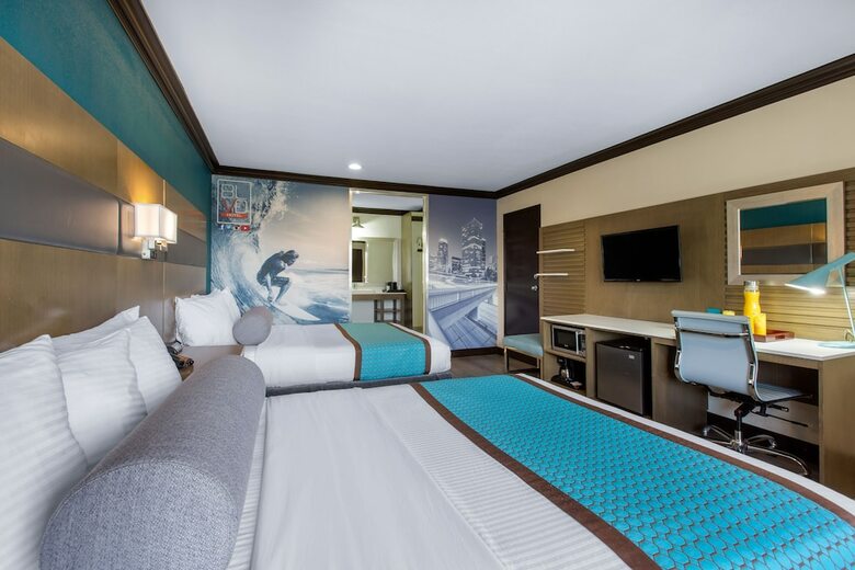 Hotel Comfort Inn