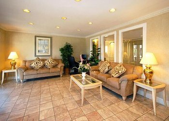 Hotel Comfort Inn