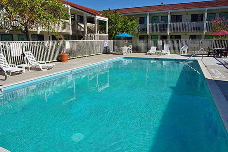 Hotel Motel 6 Redding South