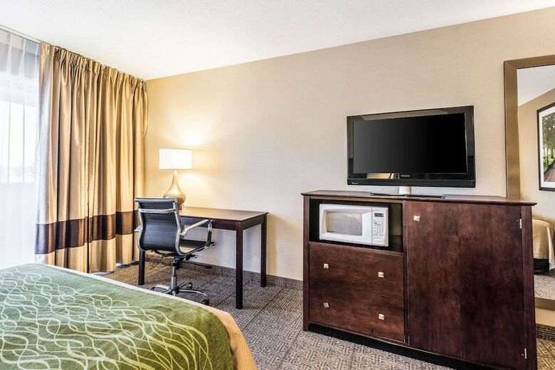 Hotel Hampton Inn Lansing Airport