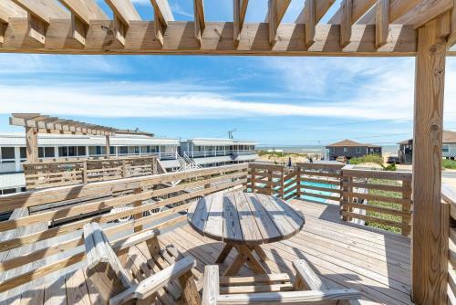Beach Realty Saltaire #12