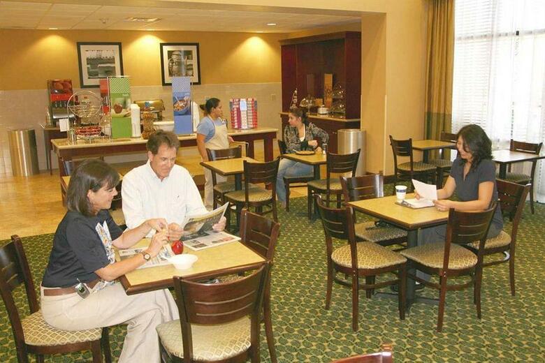 Hotel Hampton Inn & Suites Ft. Myers-estero Fl