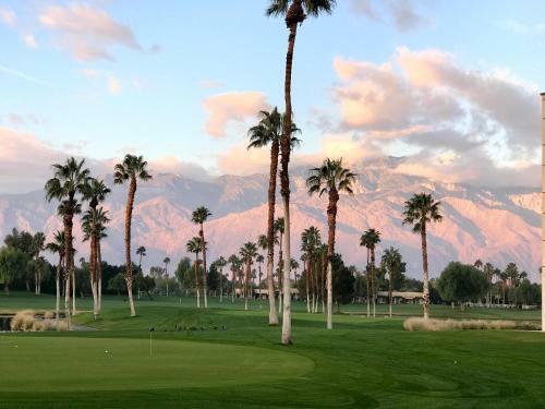 Apartamento Lux Lake Front Condo La Quinta
