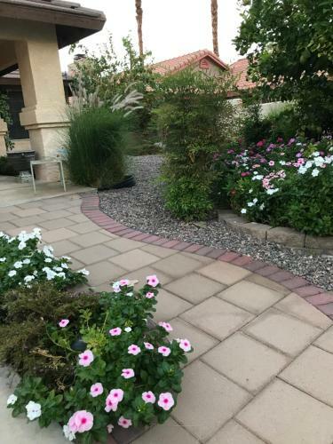 La Quinta Lemon Tree House