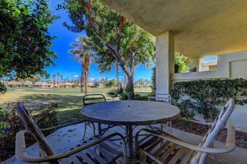 La Quinta House #133 Home