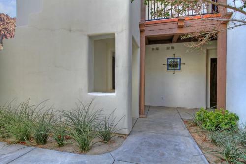 Studio Villa In La Quinta, Ca (#lv005)
