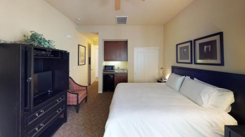 Studio Villa In La Quinta, Ca (#lv008)