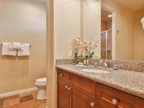 Apartamento Legacy Drive Condo #3990156