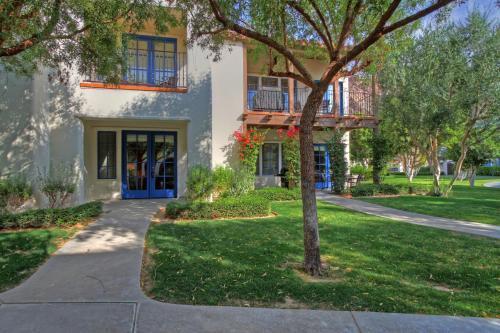 Studio Villa In La Quinta, Ca (#lv004)