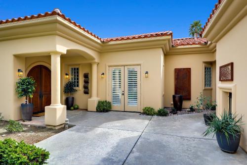 La Quinta House #240 Home