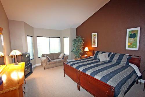La Quinta House #215 Home