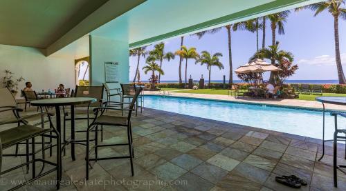 429 Lahaina Shores Oceanfront Studio