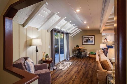 Lake Arrowhead Vacation Rental | Terrace Lodge