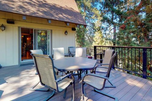 Thunderbird Chalet