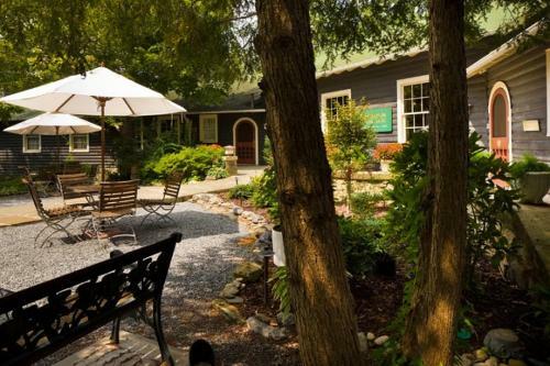 Posada Lodge On Lake Lure
