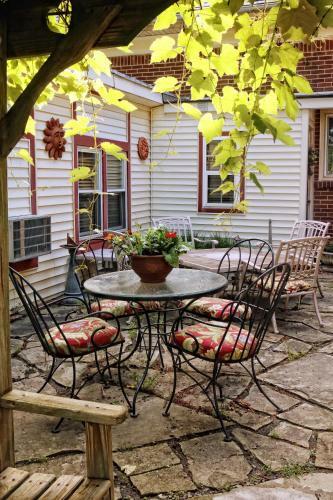 The Australian Walkabout Inn Bed & Breakfast