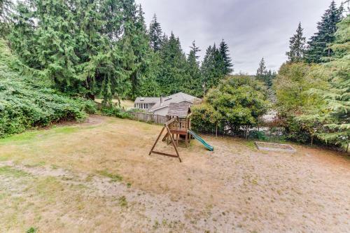 Family Friendly Funhouse Near Langley
