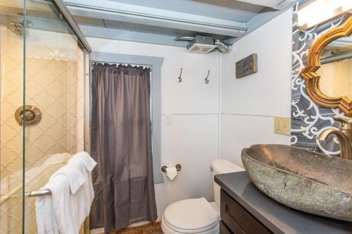 Lodge Tiny House Leadville Colorado