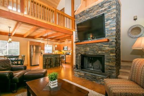 Salmon Chalet