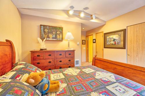 Grizzly Hideaway