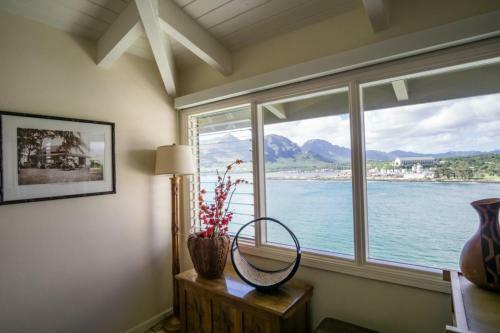 Hale Kipa | Perched On The Bluffs