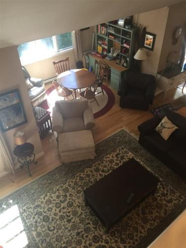 Charkarohen Dr. 8, Forest Ridge- Lincoln