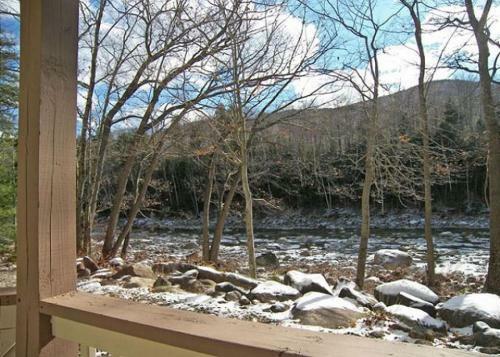 Riverfront F105