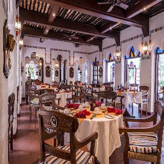 Serena Beach Hotel & Spa