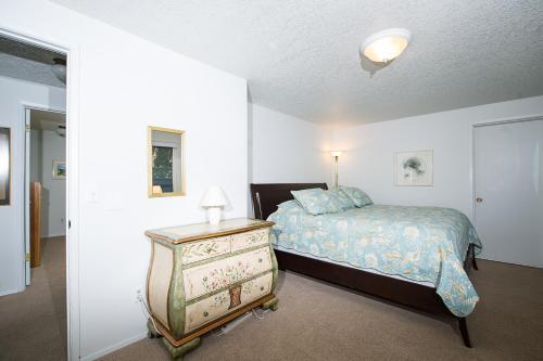 Lawton's View House 1705