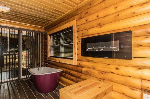 Hotel Hocking Hills Cabins & Resort Hemlock Haven