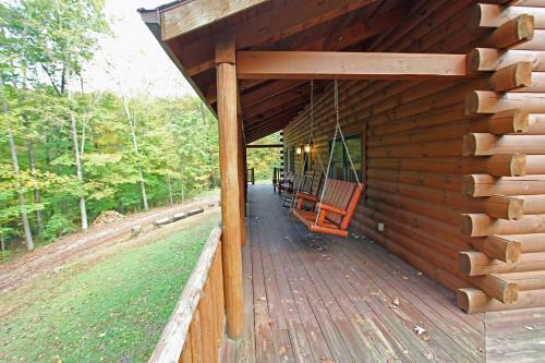 Big Pine Lodge In Hocking Hills
