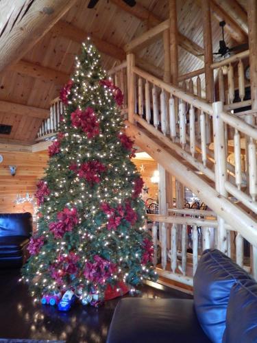The Summit Lodge In Hocking Hills