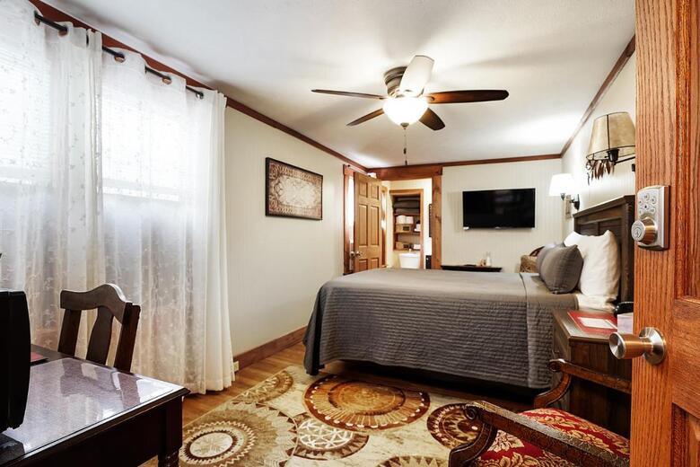 Posada Hocking Hills Inn