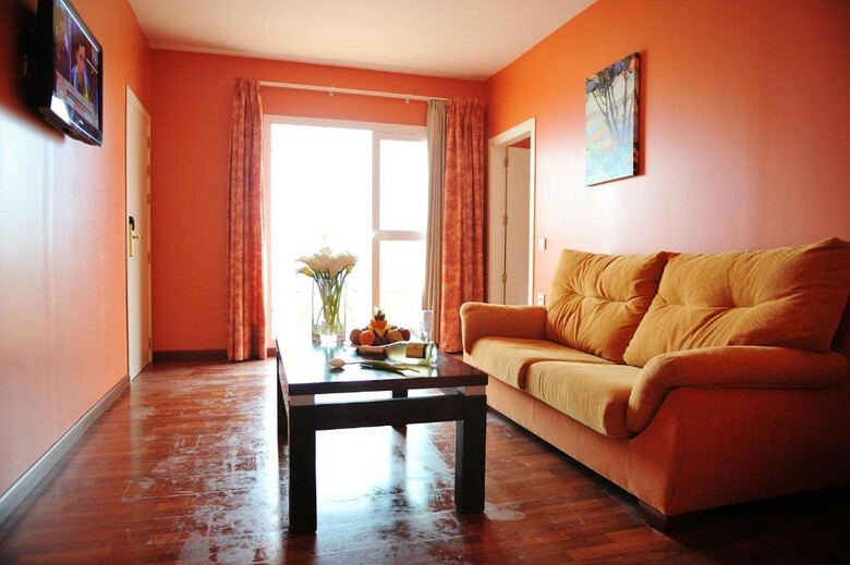 Hotel V�rtice Chipiona Mar