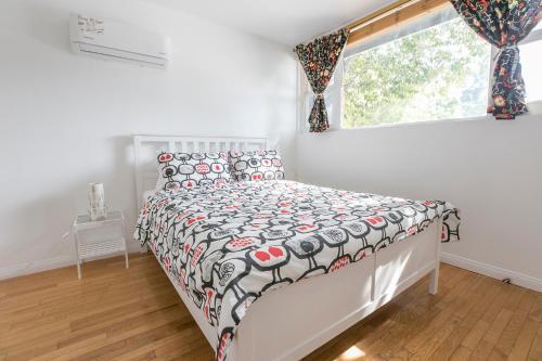 Spacious 1b1b In Silver Lake