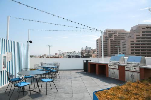 Upscale Apartment In Downtown La