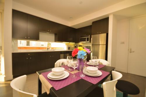 Perfect Apartment 2bd/2bth Free Parking