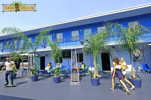 Albergue Banana Bungalow