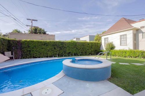Melrose Strip Guest House