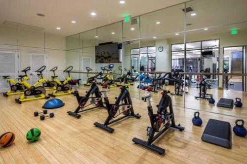 Westwood Apartment 3g84