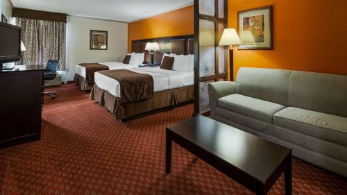 Posada Best Western Plus Lubbock Windsor Inn