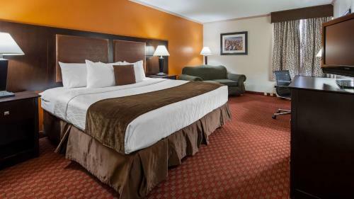 Posada Best Western Plus Lubbock Windsor Inn