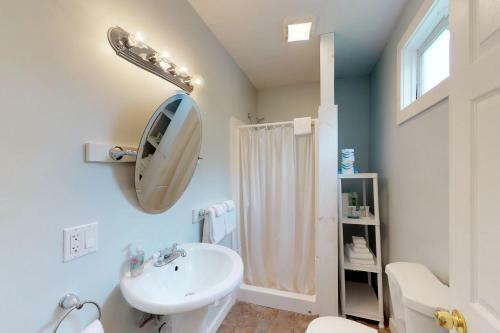 Charming Victorian - 1st Floor