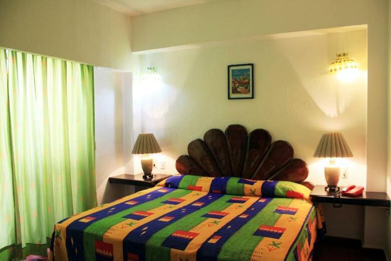 Hotel Suites Plaza Del Rio