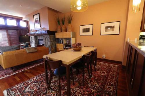 Juniper Crest 2 Townhouse