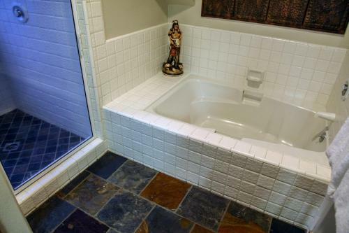 Snowcreek V #714 Townhouse